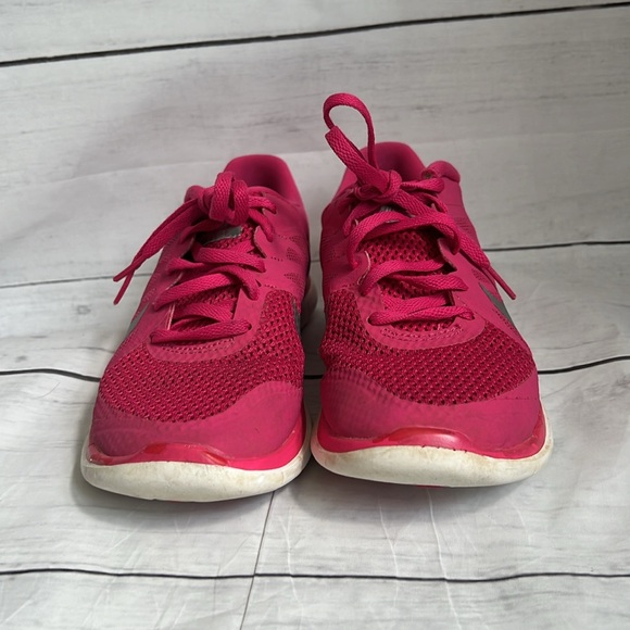 Women’s Nike Classic Free RN Training Running Shoes Size 7.5  Pink/Silve… - Picture 2 of 11